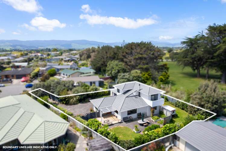 9 Caughley Place Otaki Beach_21