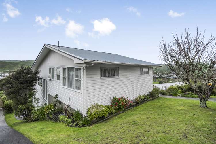 12 Sunshine Crescent Kelson_4