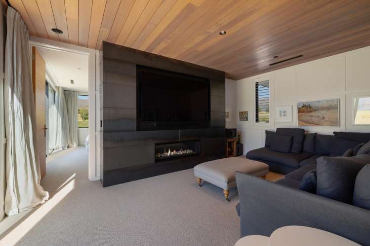 5 Bloxham Lane Bendemeer_12