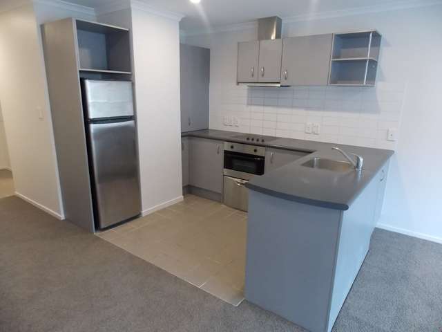 2f/83 New North Road Eden Terrace_3