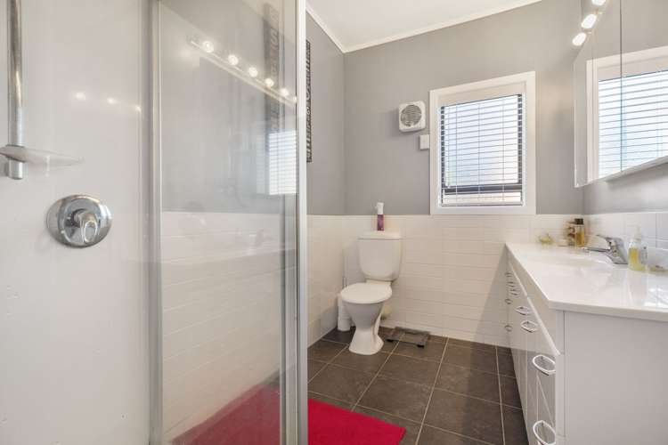 55 Howe Street Howick_17