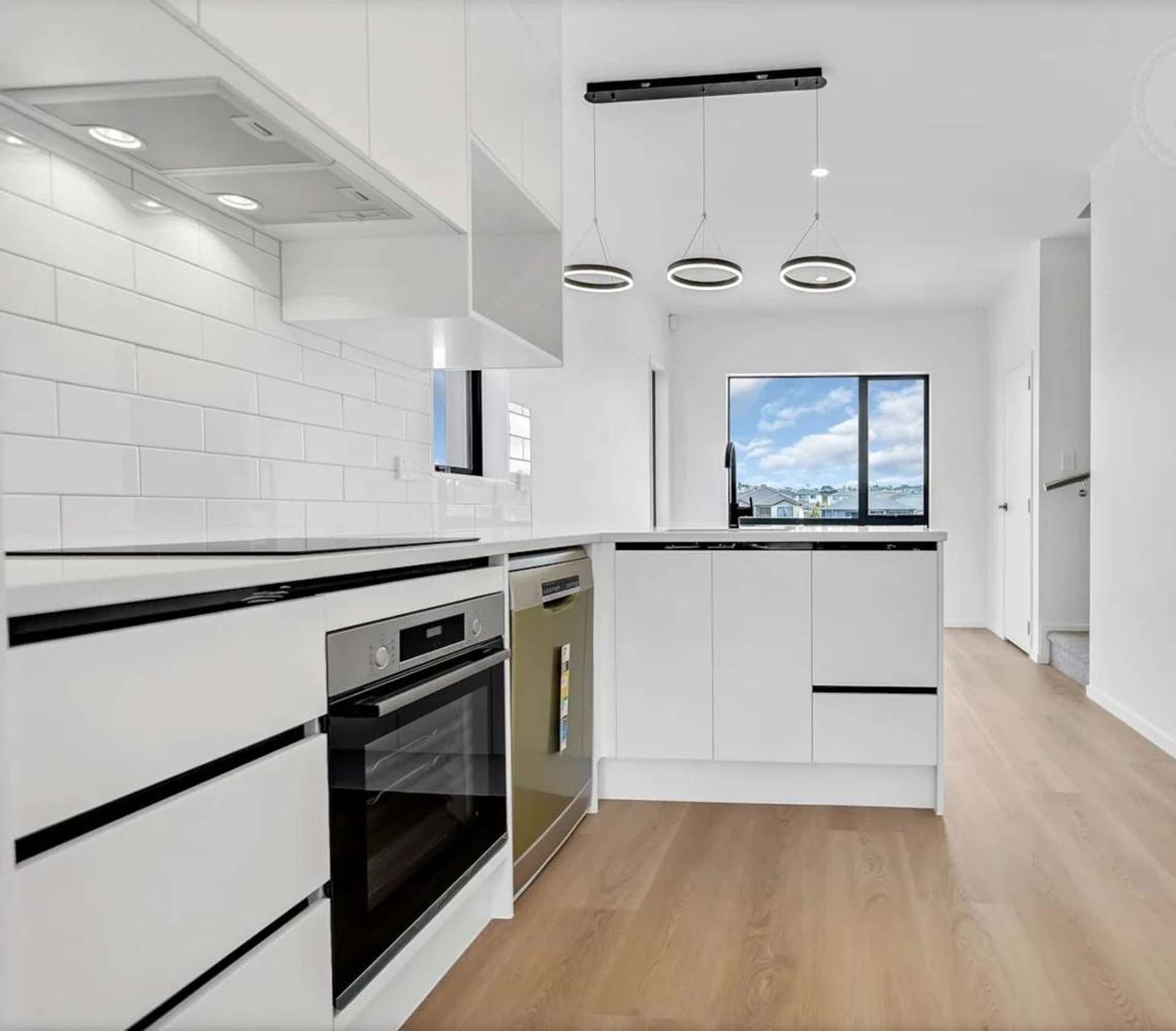 48 Whakatupu Road Flat Bush_0