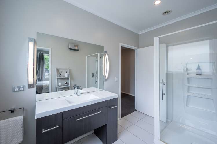 3 Norfolk Place Stoke_21