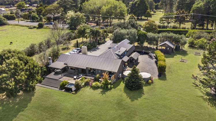 59 Whitford Park Road Whitford_26