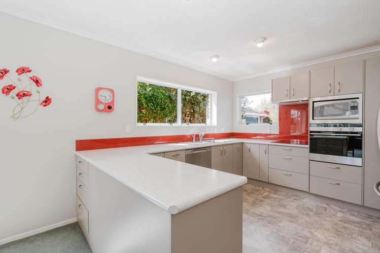 111 Cobham Drive Hamilton East_5