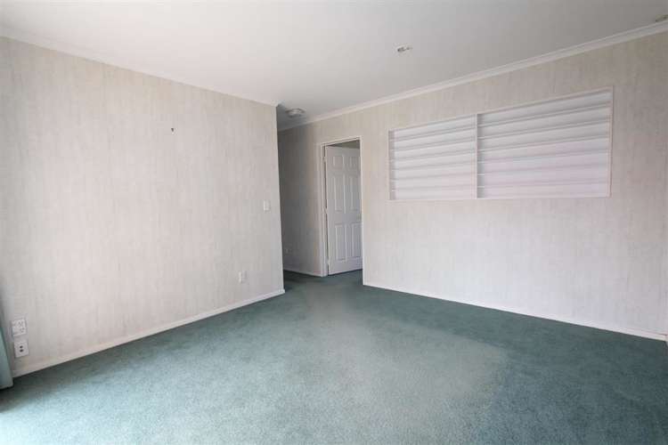 31 Farnborough Drive Nawton_8