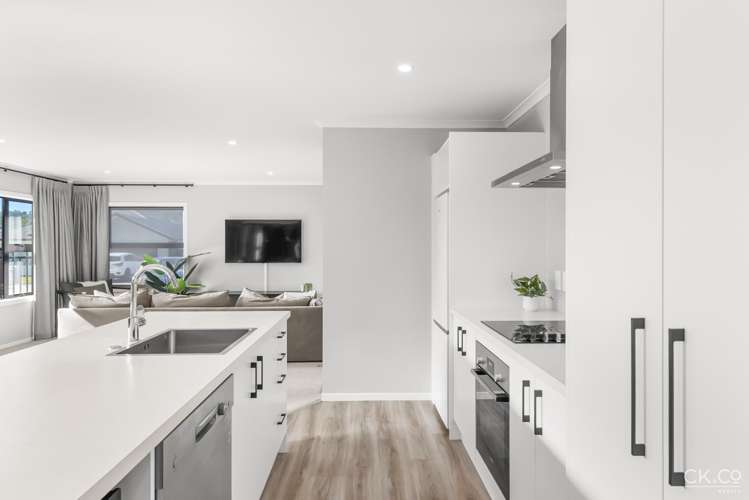 7 Te Awa Rere Grove Stokes Valley_8