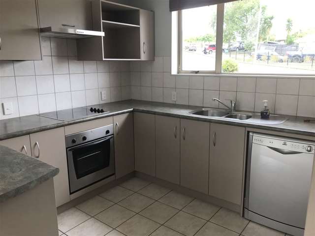 4 Nykki Place Papakura_4