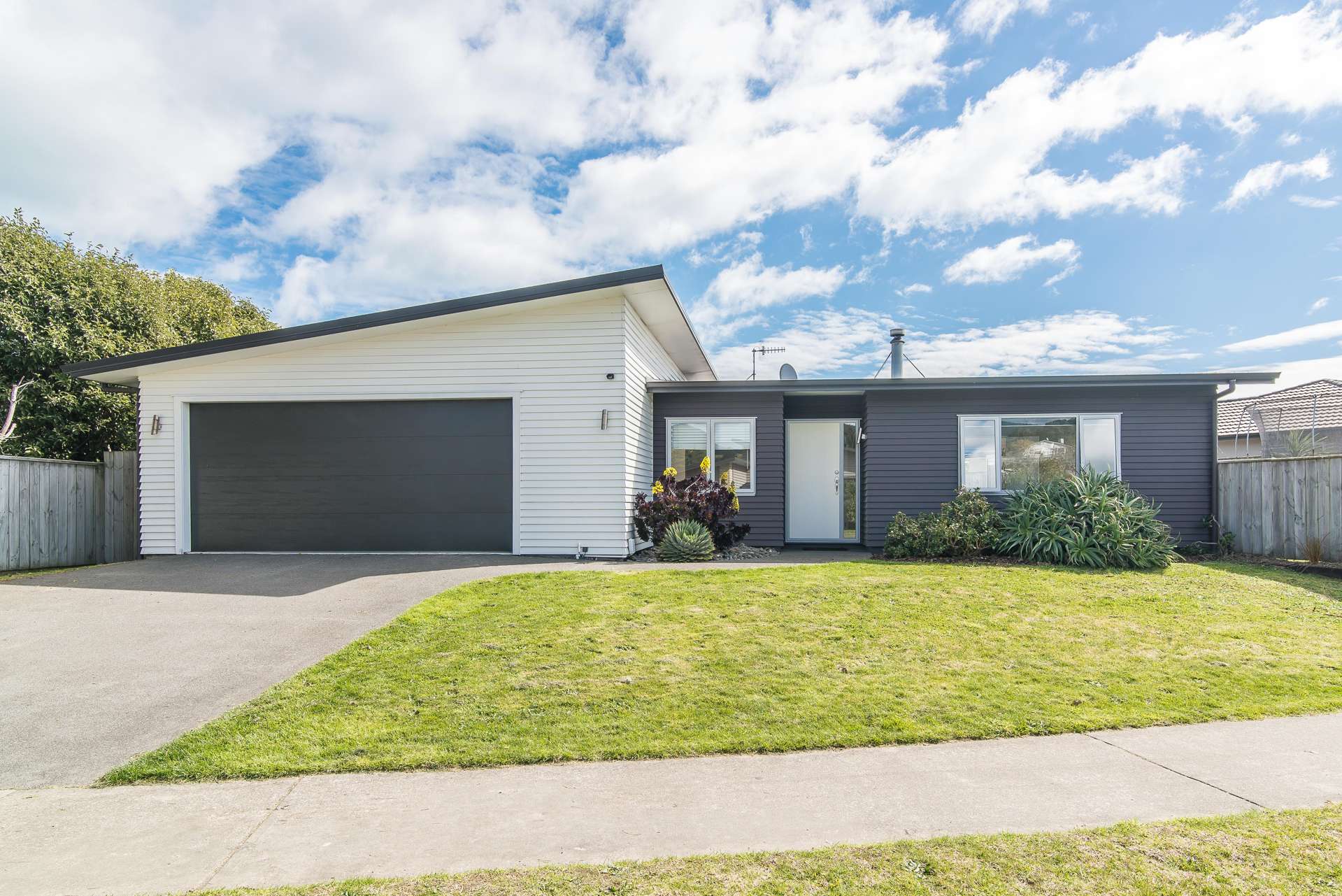 41 Hillcrest Road Raumati Beach_0