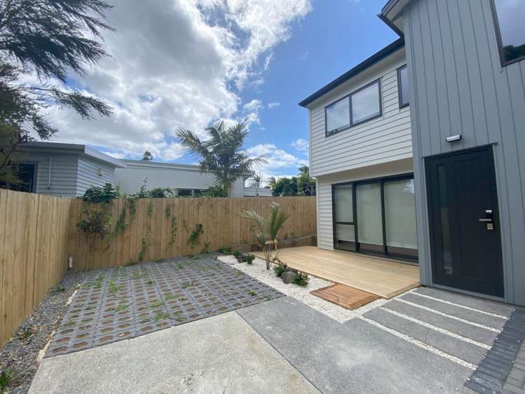 74F Gardner Avenue New Lynn_17