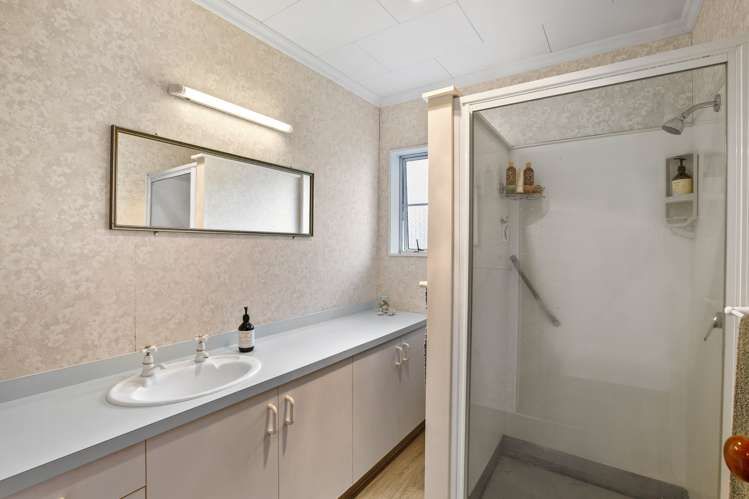 1/9 Tukapa Street Westown_12