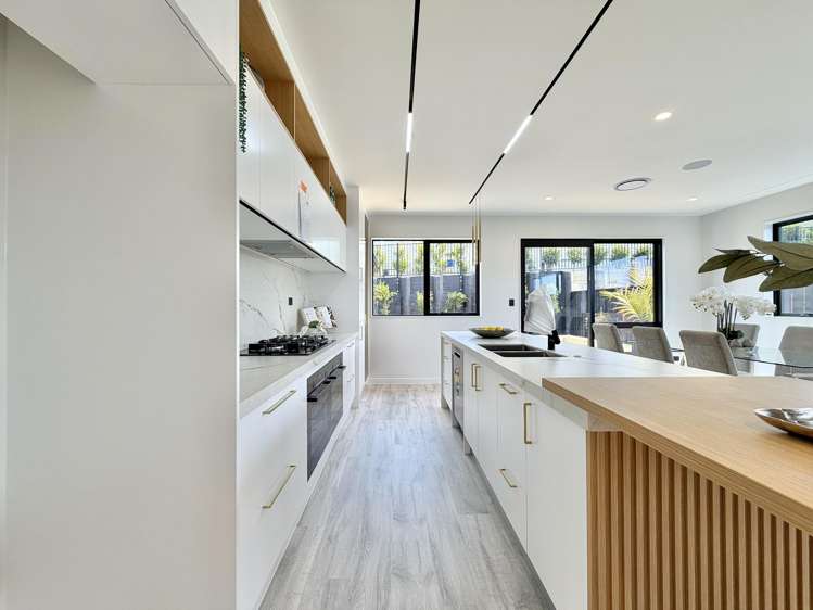 13 Tukutata Crescent_5