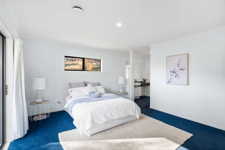 77 Laing Crescent Heathcote Valley_9