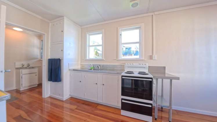 4A Elphinstone Avenue Wesley_2