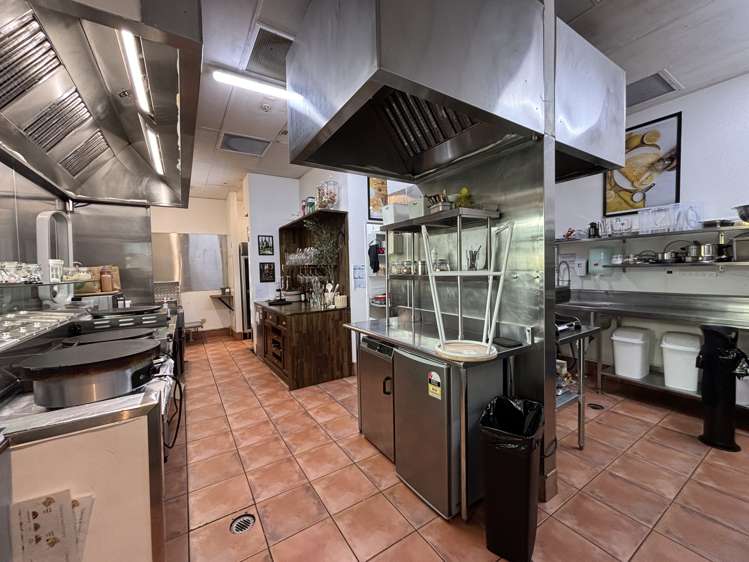 6/62-78 Hurstmere Road Takapuna_17