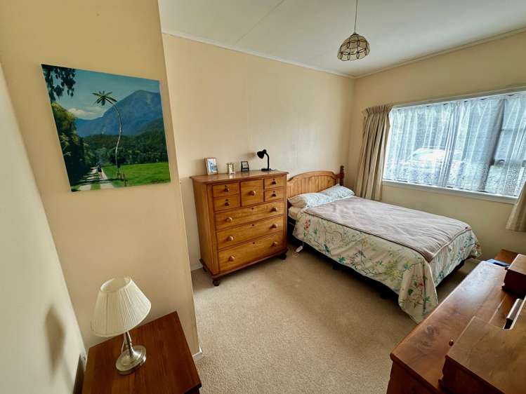 4 Arapito Road Karamea_10