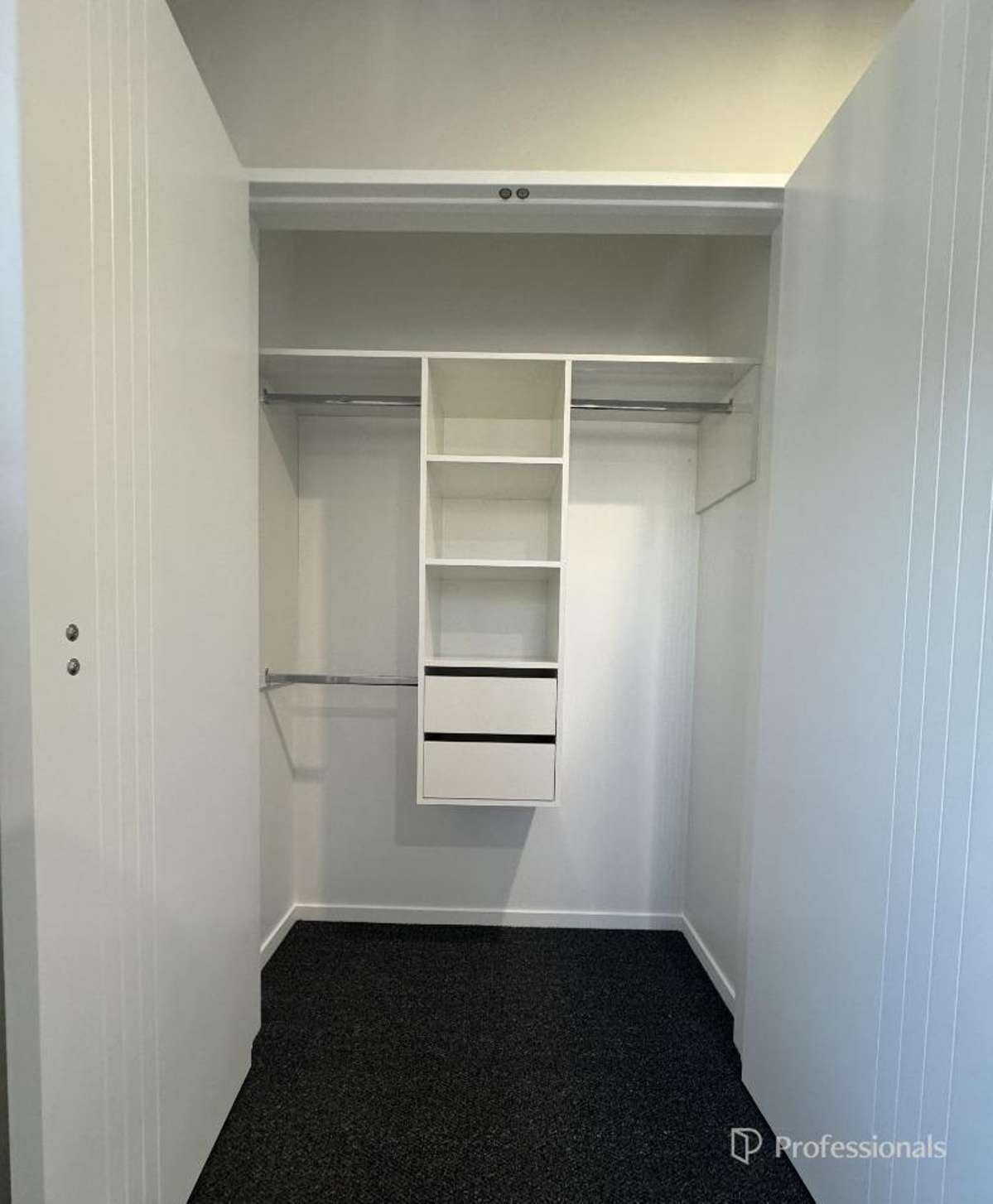 Modern 3-Bedroom Home in a Convenient Location 5