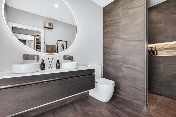 139 Mapara Road Acacia Bay_16