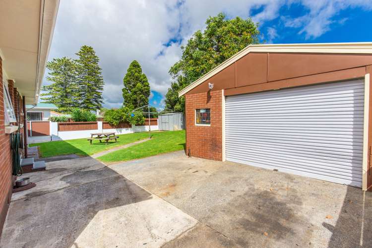 6 Wordsworth Road Manurewa_10