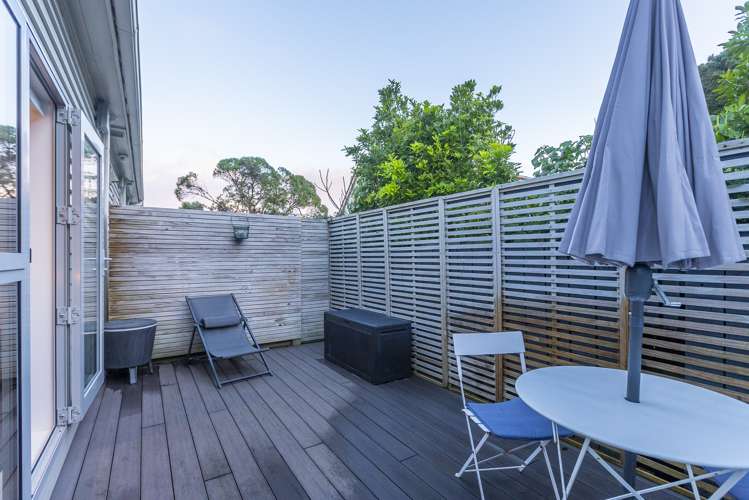 11/231 Marine Parade Seatoun_12