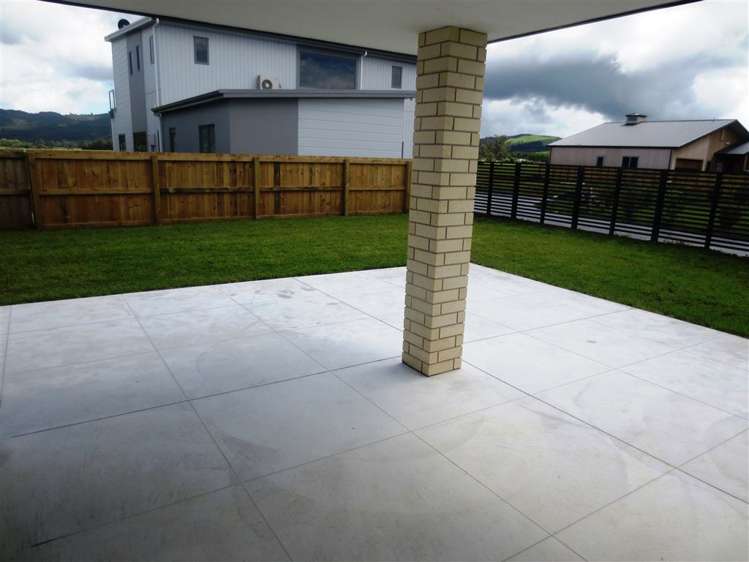 2 Debenham Drive Whitianga_9