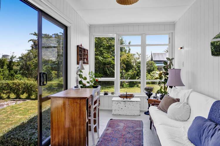 207 Egmont Street Patea_10