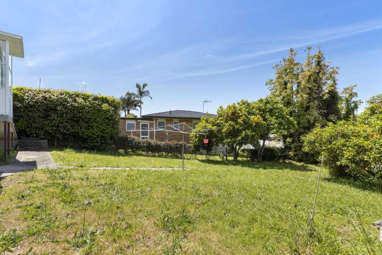 3 Highfield Crescent Brookfield_12