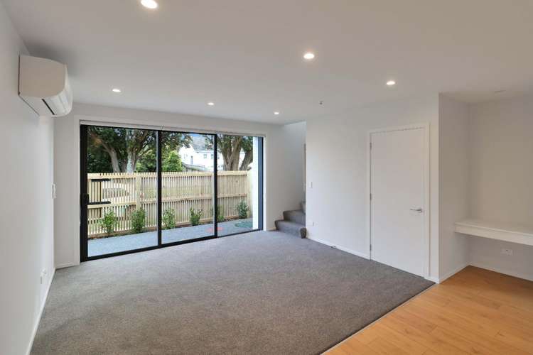 1/16 Sladden Street Naenae_1