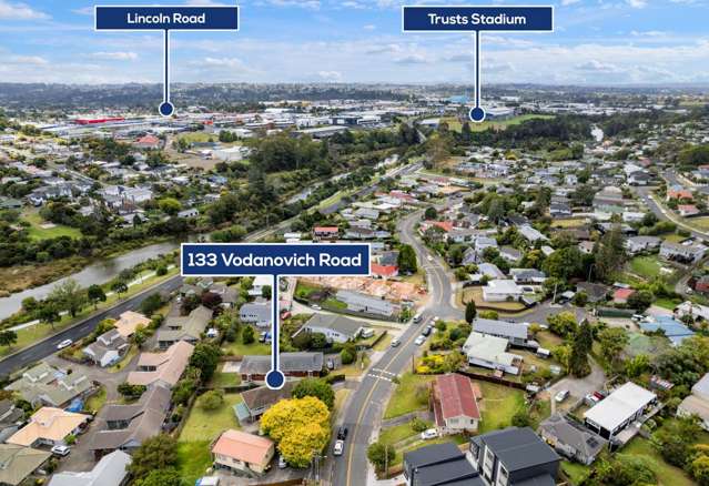 133 Vodanovich Road Te Atatu South_1