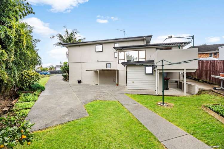 66 Hain Avenue Mangere East_3