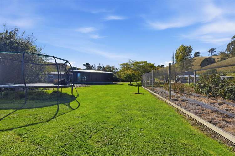 915 Thorpe-Orinoco Road Dovedale_19