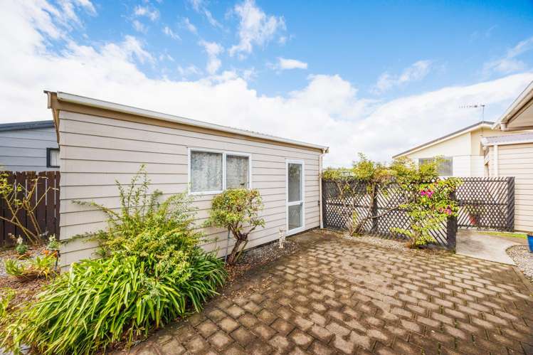 24B Cargill Grove Kelvin Grove_11