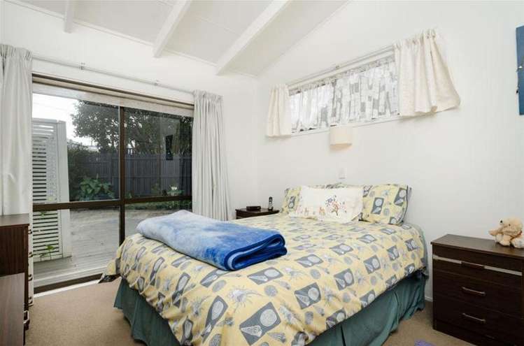 2/2a Matipo Road Te Atatu Peninsula_5