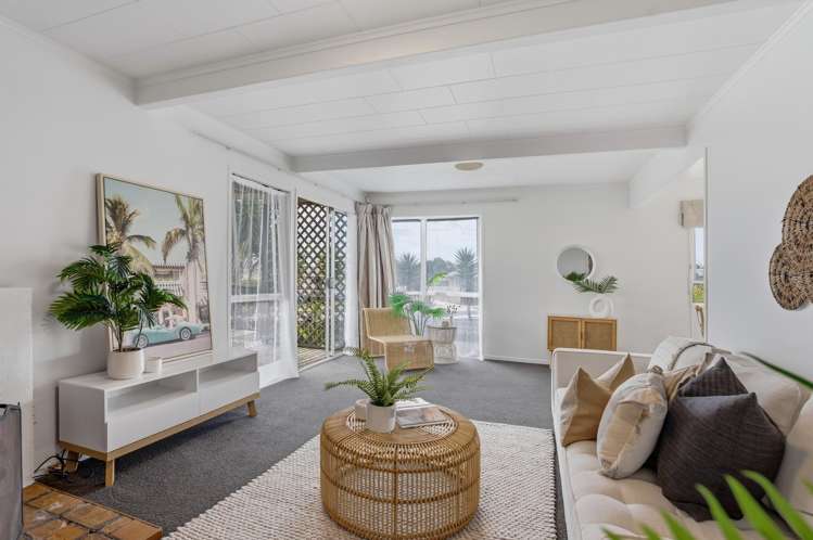 9 Paramount Parade Tikipunga_7