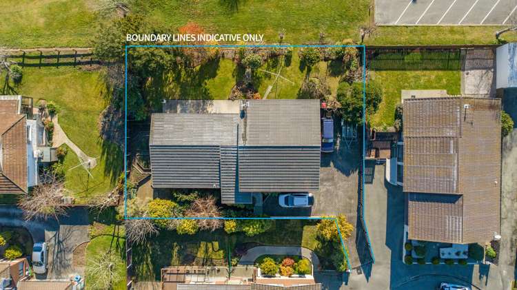 27 Roxburgh Street Glenwood_21