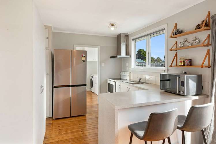 39 Manurere Street Hei Hei_5