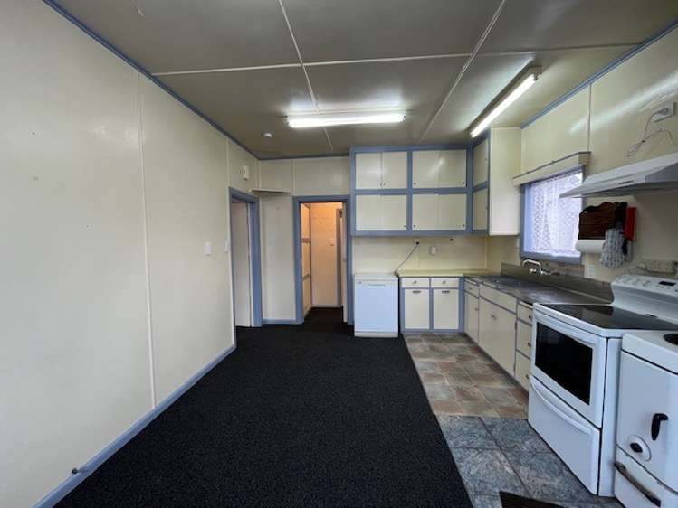 186 Preston Road 10446_6