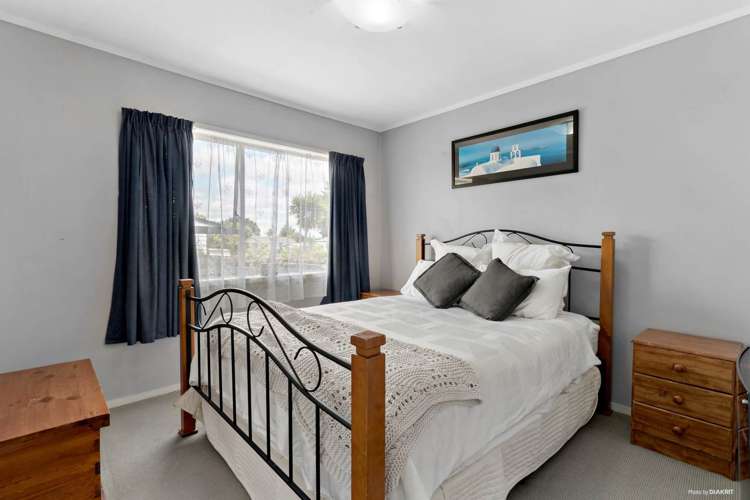 43 Seaward Place Wattle Downs_10