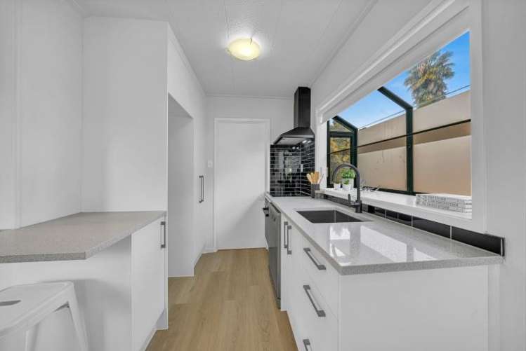 2/40 Rosella Road_5