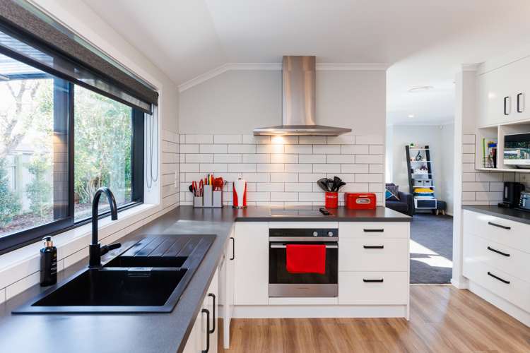 26 Kimberley Grove Westbrook_6