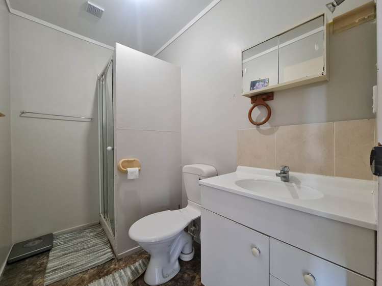 12A Grantham Road Papatoetoe_11