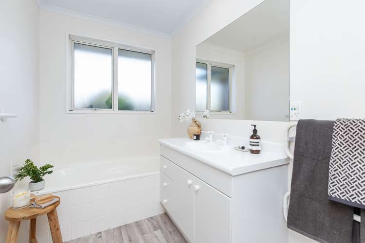 1/74 Racecourse Road Sockburn_16