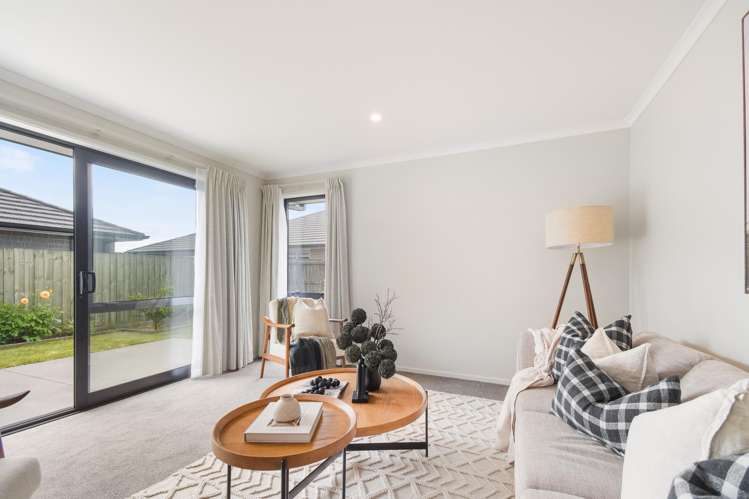 242 Vaughan Road Owhata_6