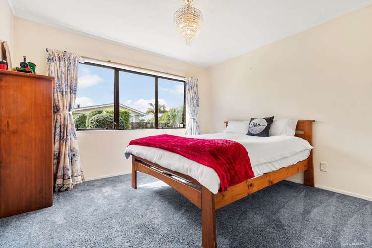 15b Roberts Road Te Atatu South_5