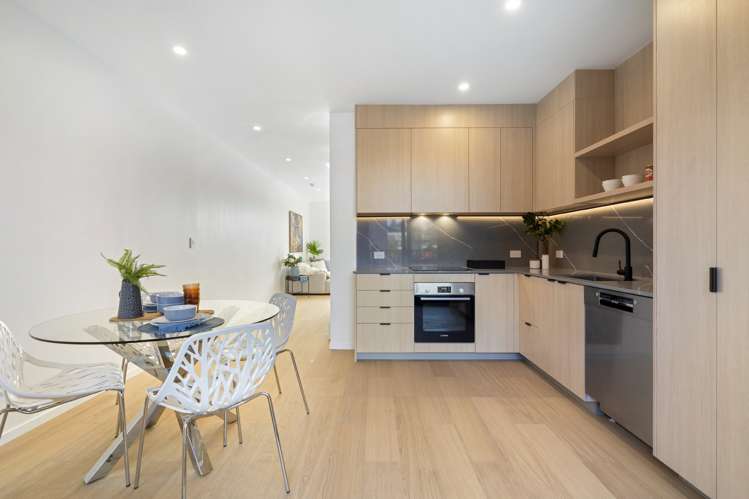 66 Scoria Crescent Stonefields_9