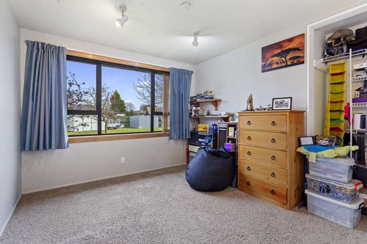 15 Woodglen Drive Woodend_11