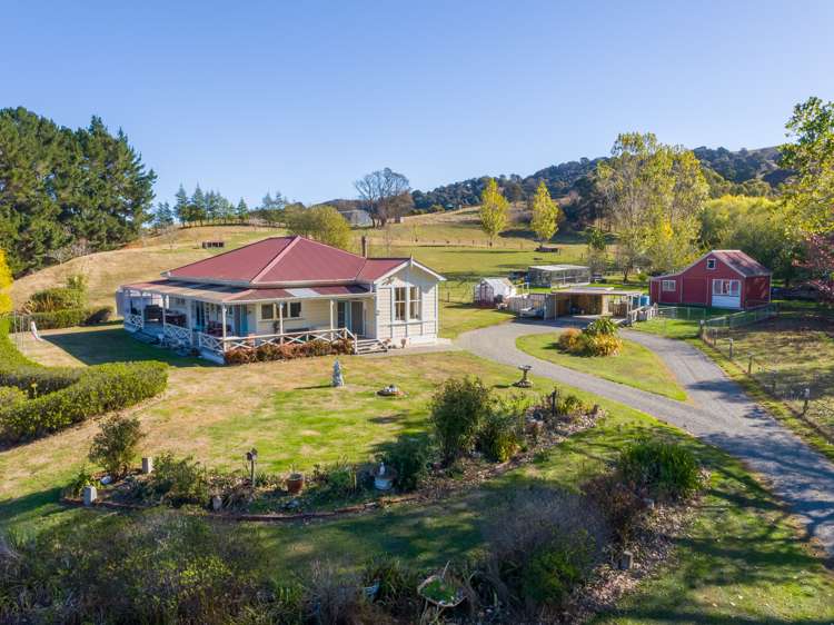 205 Caveland Road Te Whiti_0