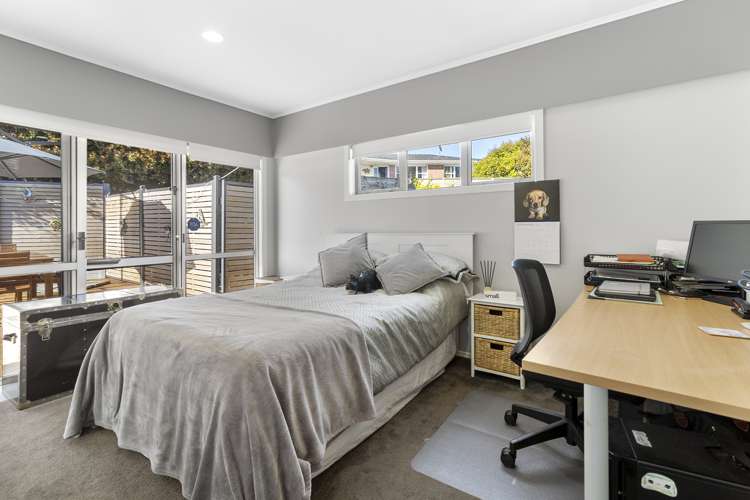 4 Holbrook Place Cockle Bay_28