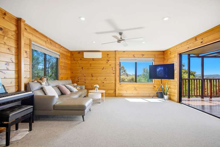 3 Tawhana Crescent Red Beach_5