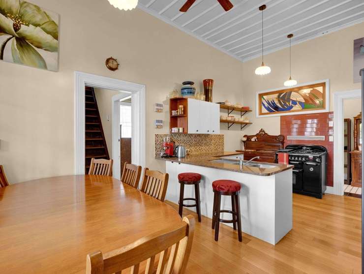 One of Hamilton’s heritage homes, Silverdale Homestead, is looking for a new owner. Photo / Supplied